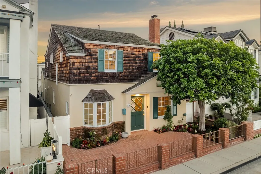 Additional image 2 of 220 Apolena Avenue, Newport Beach, CA 92662