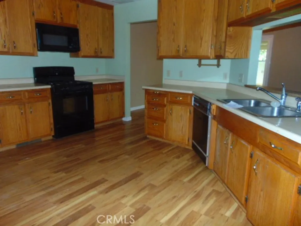 Additional image 7 of 934 Kinder Cir, Orland, CA 95963