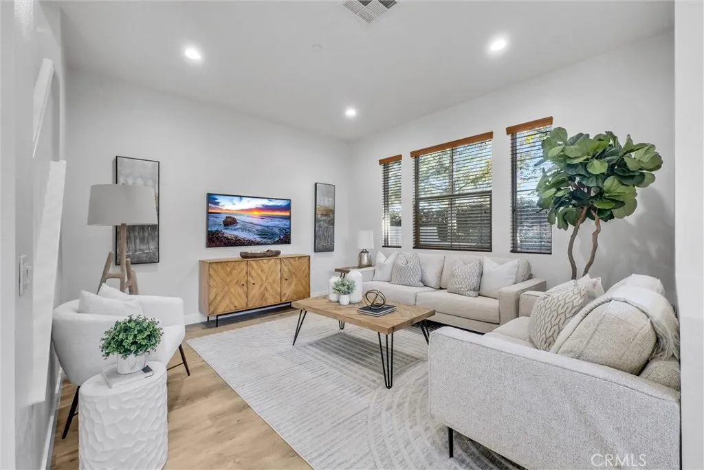 Additional image 10 of 50 Hedge Bloom, Irvine, CA 92618