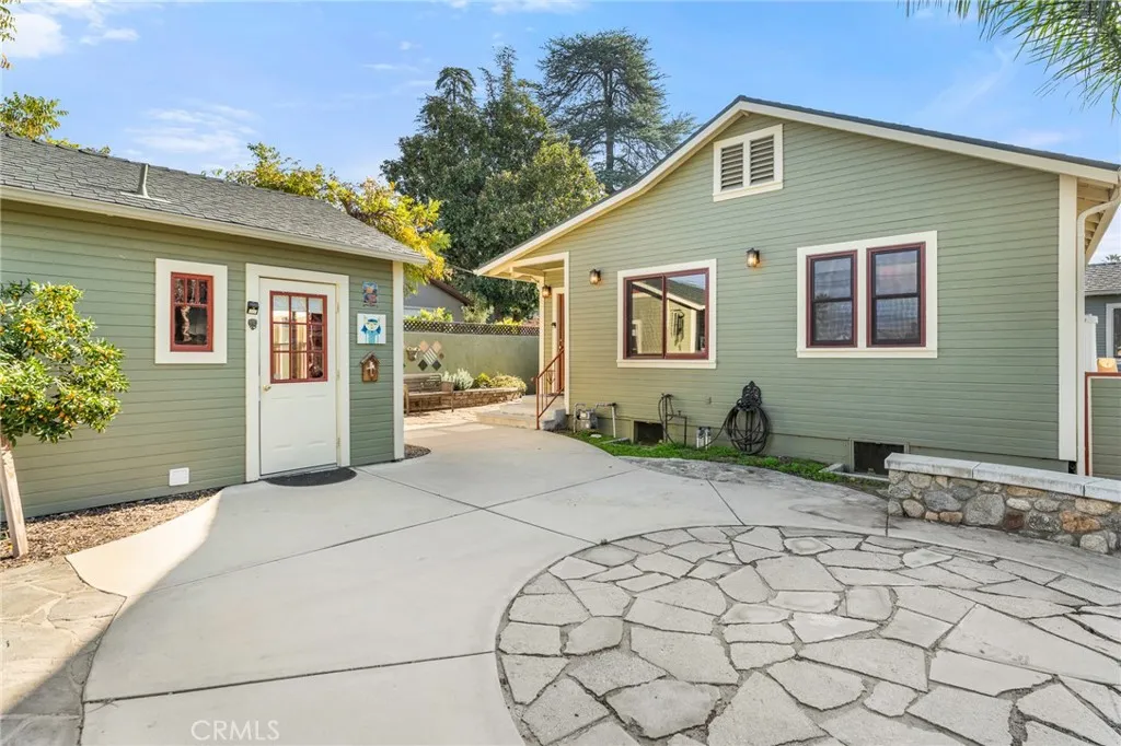 Additional image 38 of 1021 Campus Avenue, Redlands, CA 92374