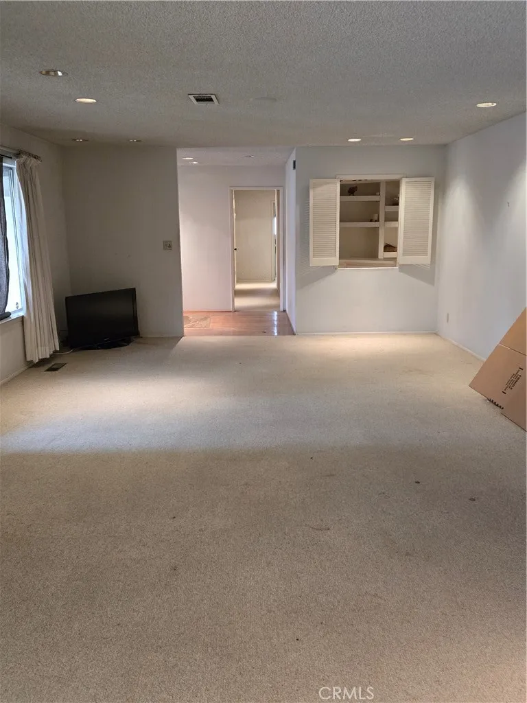 Additional image 52 of 5867 E Club View Dr, Fresno, CA 93727