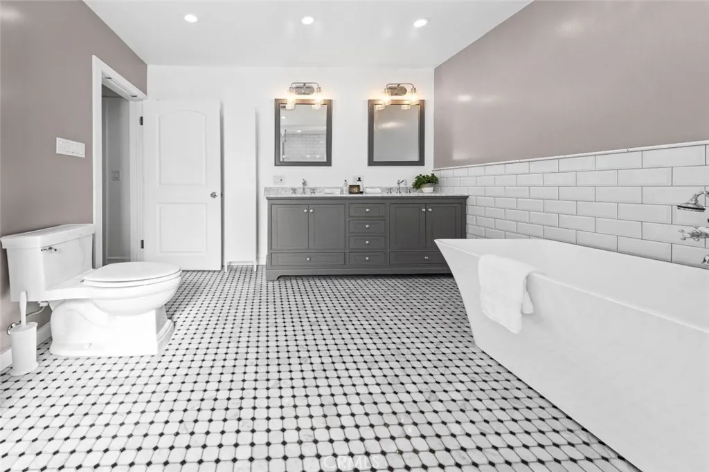 Additional image 130 of 2950 N Lincoln Street, Burbank, CA 91504