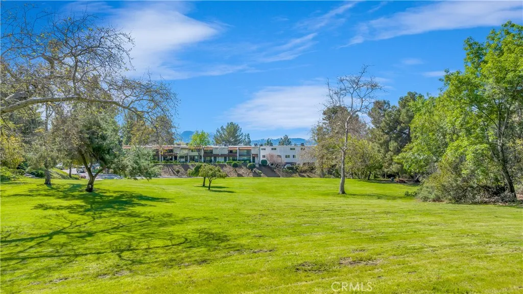 Additional image 80 of 9502 Via Salerno, Burbank, CA 91504