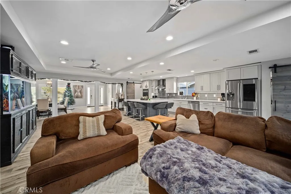 Additional image 93 of 24344 Valley St, Newhall, CA 91321