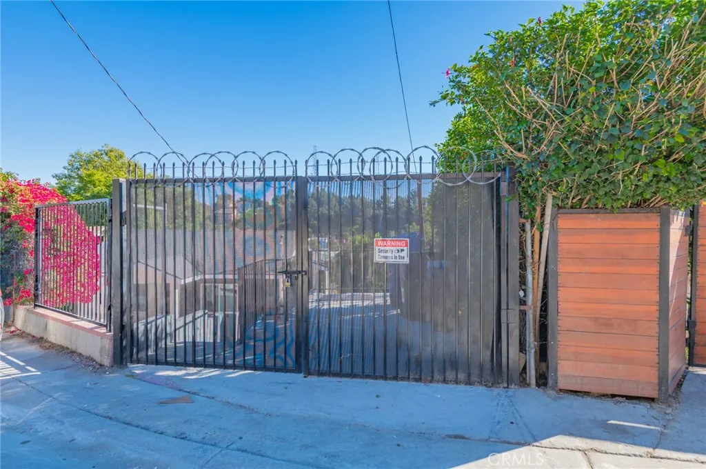 Additional image 58 of 1248 N Bonnie Beach Pl, Los Angeles, CA 90063