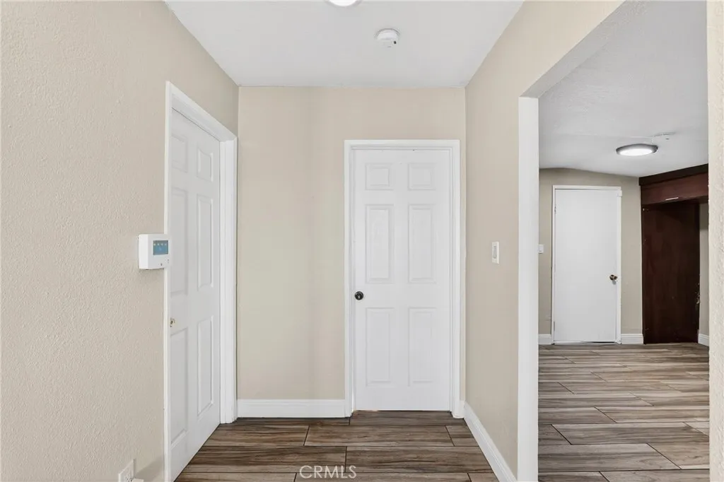 Additional image 10 of 806 W Spruce Street, Compton, CA 90220