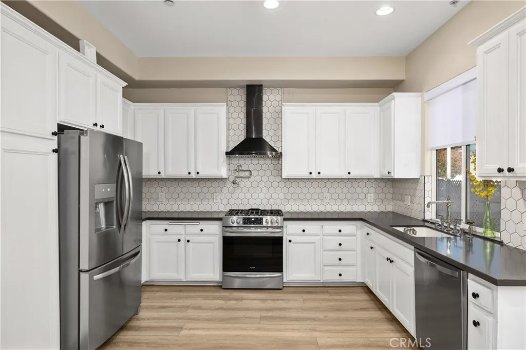 Additional image 5 of 14535 Margate Street Unit 13, Sherman Oaks, CA 91411