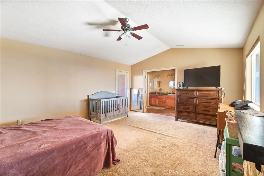Additional image 70 of 23053 Roundup Way, Apple Valley, CA 92308