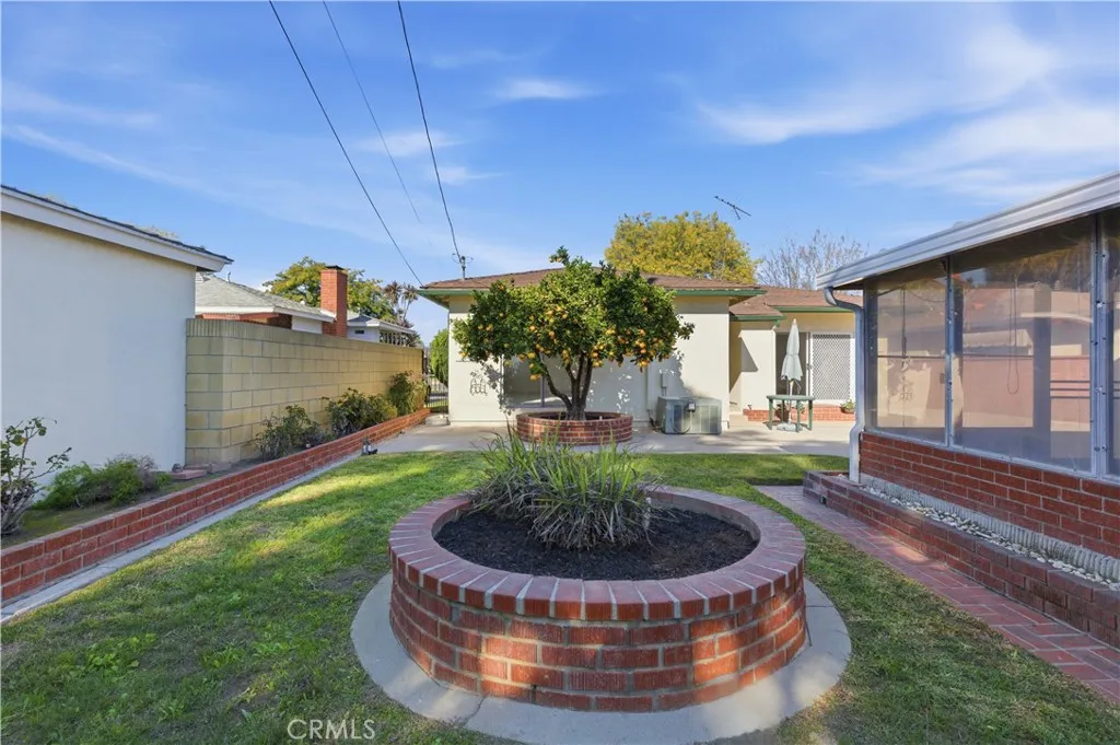 Additional image 36 of 5300 E 28th St, Long Beach, CA 90815