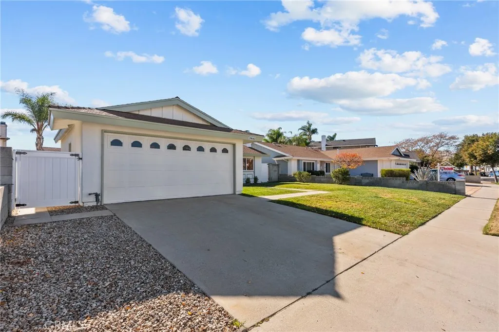 Additional image 6 of 19642 Lonerock St, Canyon Country, CA 91351