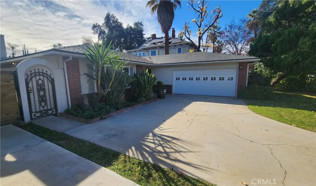 Additional image 40 of 657 W Cypress Ave, Redlands, CA 92373