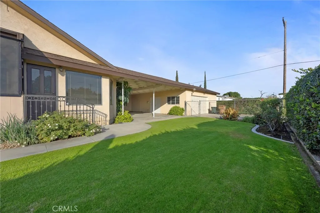 Additional image 4 of 240 S Real Rd, Bakersfield, CA 93309