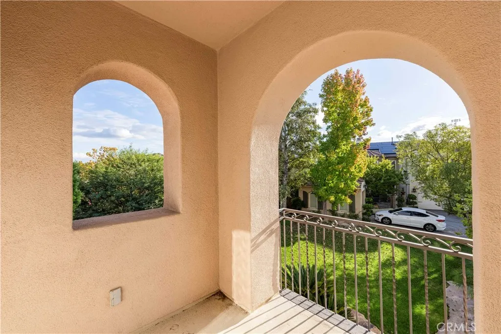 Additional image 85 of 26101 Knoll Court, Valencia, CA 91381