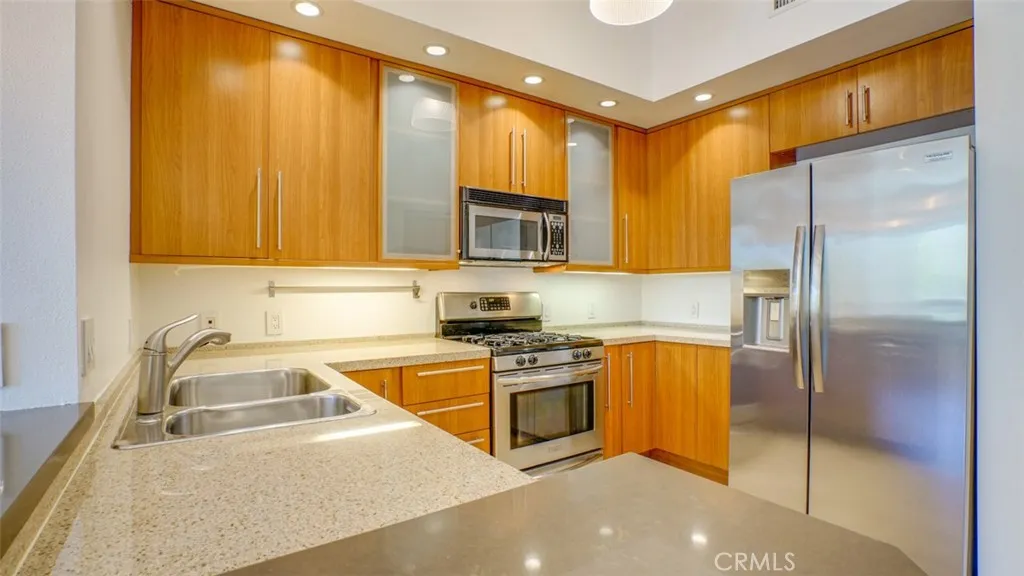 Additional image 80 of 4705 Whitsett Unit 106, Studio City, CA 91604