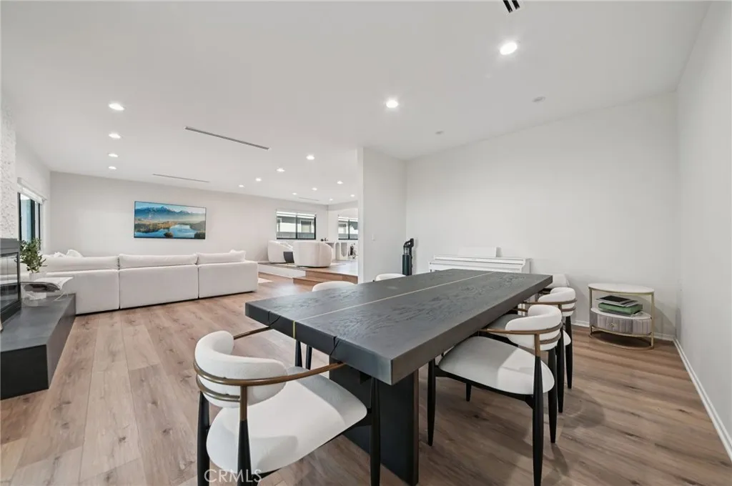 Additional image 47 of 15937 Londelius Street, North Hills, CA 91343