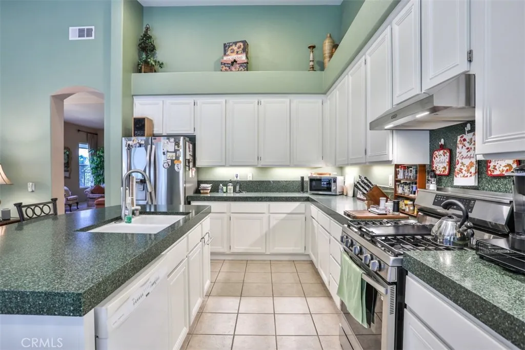 Additional image 67 of 930 Mccall Cir, Corona, CA 92881