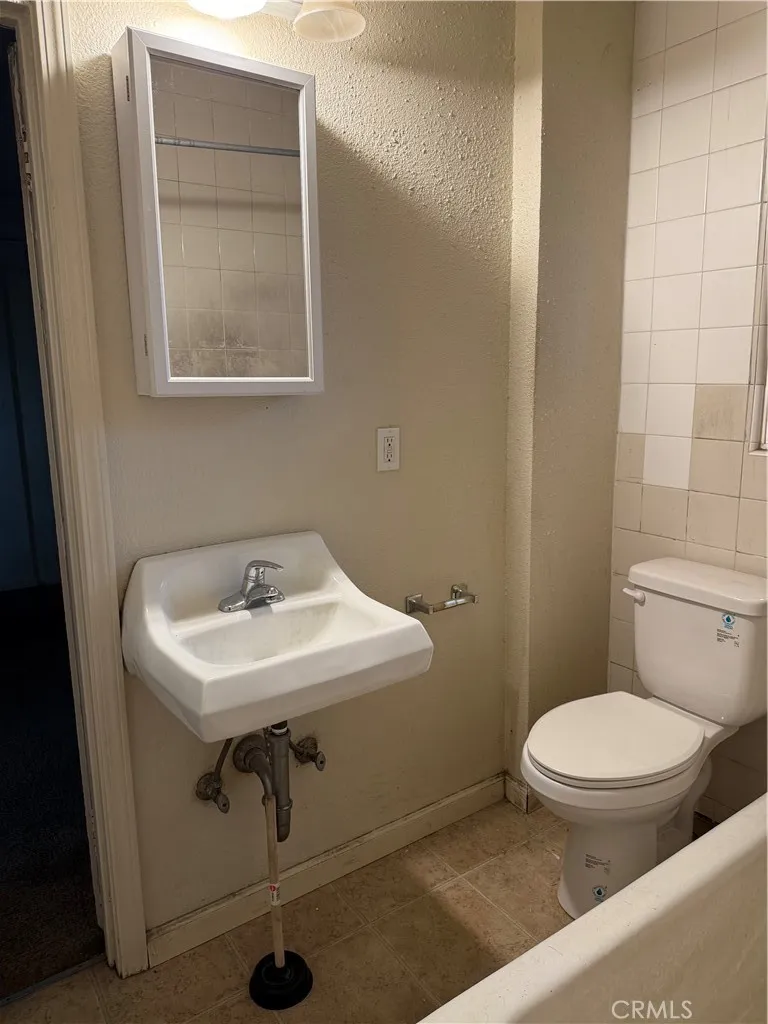 Additional image 36 of 204 W 25th St, Merced, CA 95340