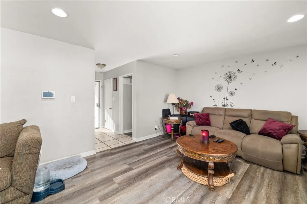 Additional image 8 of 640 Vista De Loma, Hemet, CA 92543