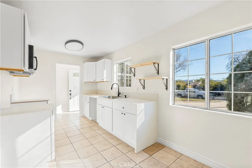 Additional image 12 of 1347 E Avenue R3, Palmdale, CA 93550