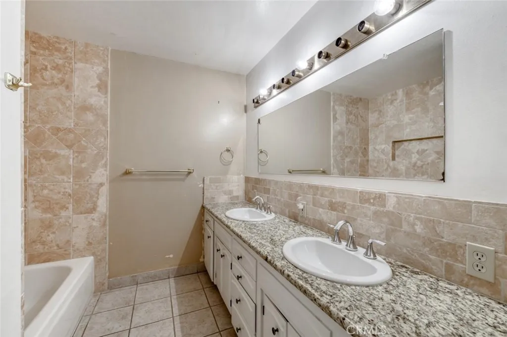 Additional image 57 of 7353 N Bond, Fresno, CA 93720