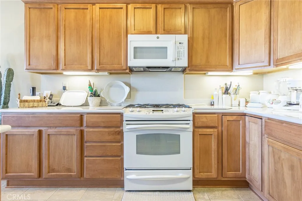 Additional image 29 of 19442 Royal Oaks Road, Apple Valley, CA 92308