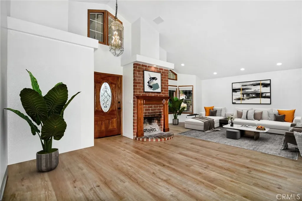 Additional image 3 of 22736 Runnymede, West Hills, CA 91307