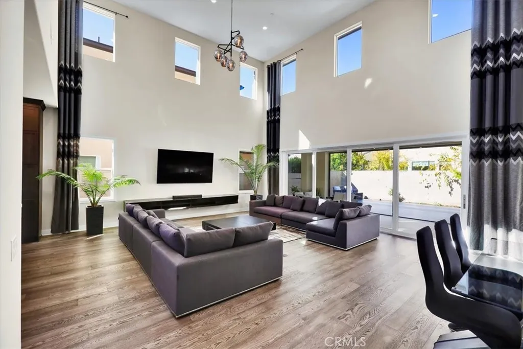 Additional image 46 of 53 Chasma, Irvine, CA 92618