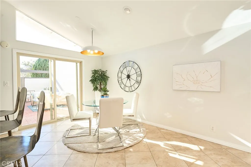 Additional image 23 of 370 Electric Ave, Seal Beach, CA 90740