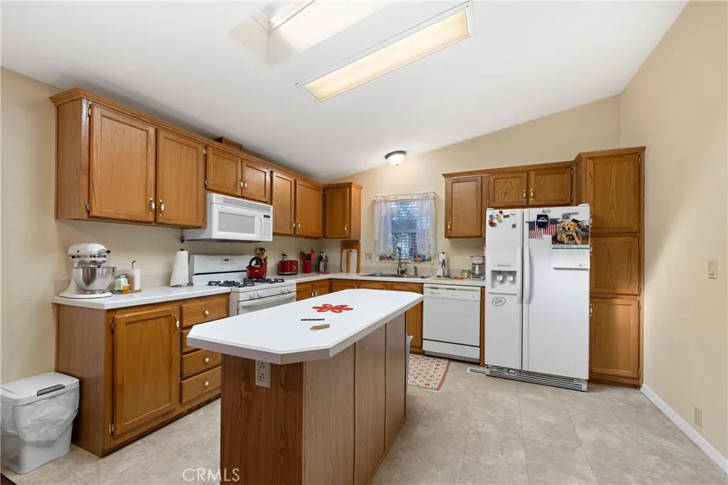 Additional image 58 of 21100 State St Unit 181, San Jacinto, CA 92583