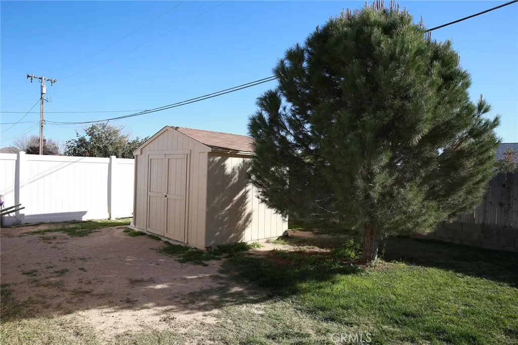 Additional image 39 of 10600 Aspen Ave, California City, CA 93505