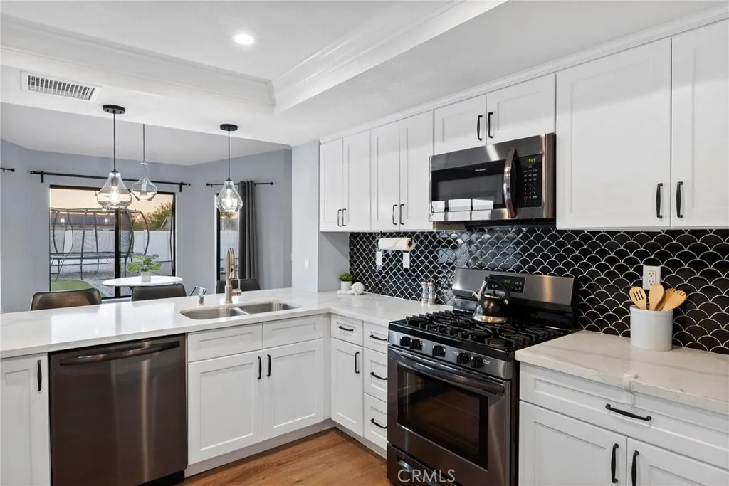 Additional image 18 of 13455 Ivanpah Road, Apple Valley, CA 92308