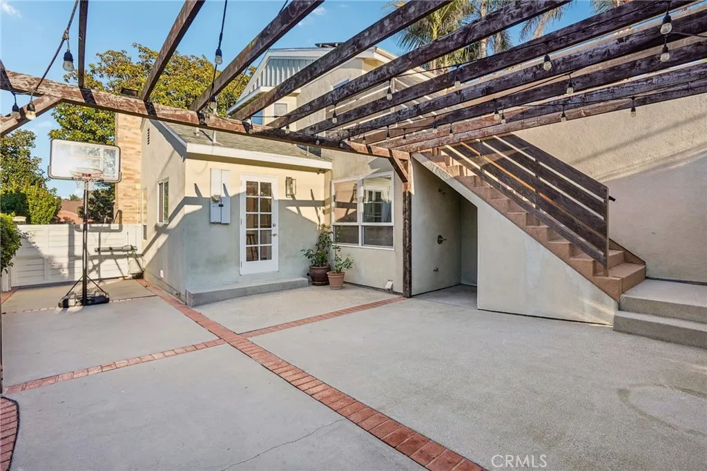 Additional image 102 of 1237 S Gertruda Ave, Redondo Beach, CA 90277