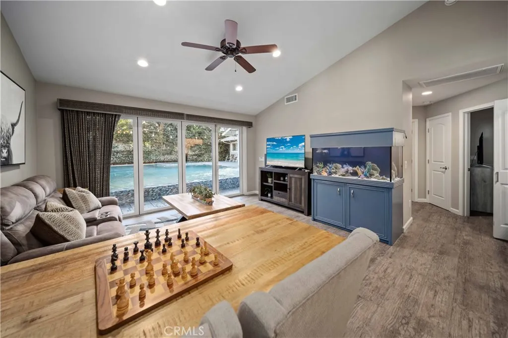 Additional image 136 of 24344 Valley St, Newhall, CA 91321