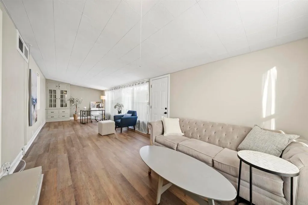 Additional image 5 of 367 Hedge Way, Chula Vista, CA 91910