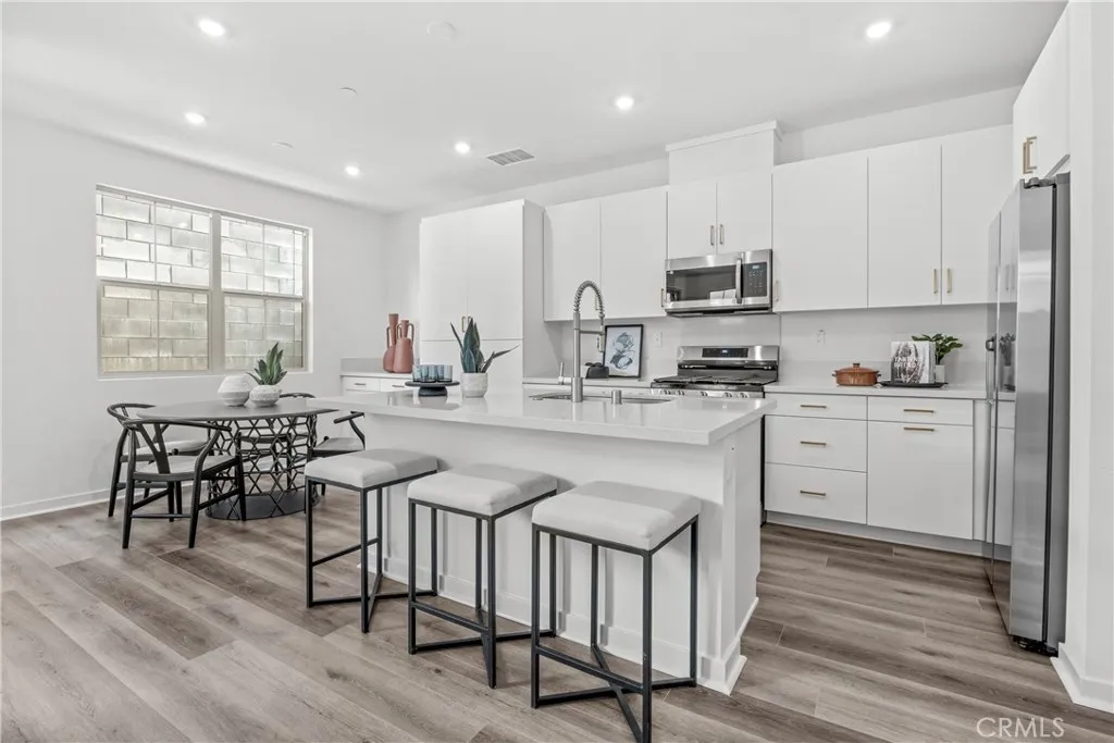 Additional image 6 of 15907 Blue Copper Way, Fontana, CA 92336