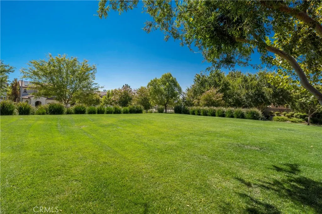 Additional image 66 of 24332 Lorenzo Ln, Valencia, CA 91355