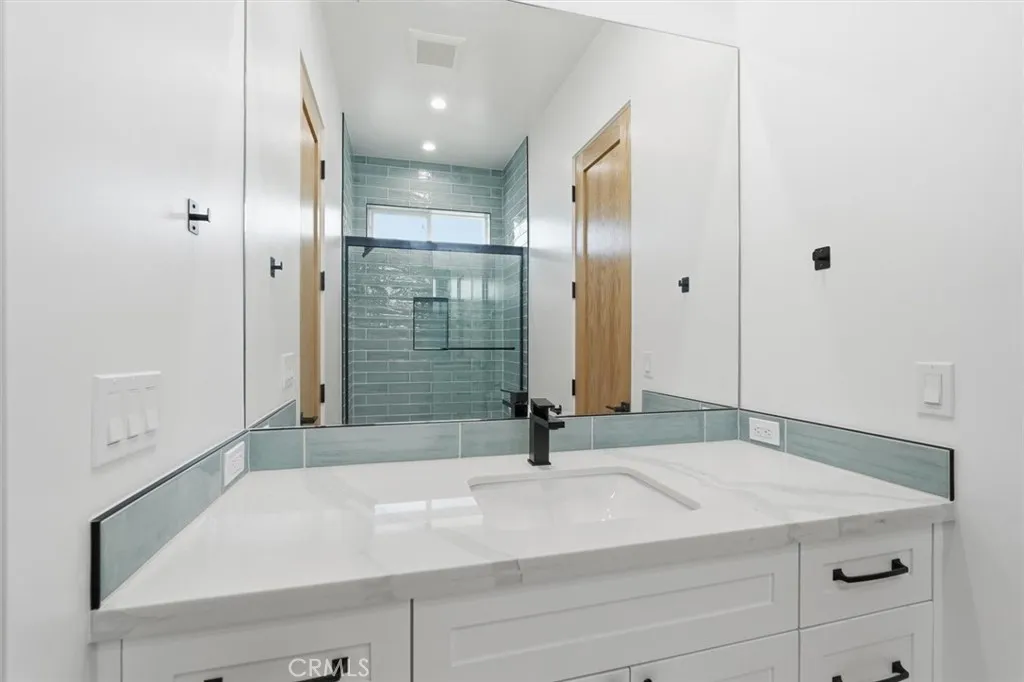 Additional image 80 of 617 N Irena Avenue Unit C, Redondo Beach, CA 90277