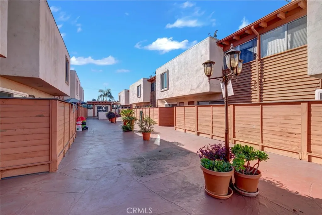 Additional image 29 of 7033 Stewart And Gray Road Unit 24, Downey, CA 90241