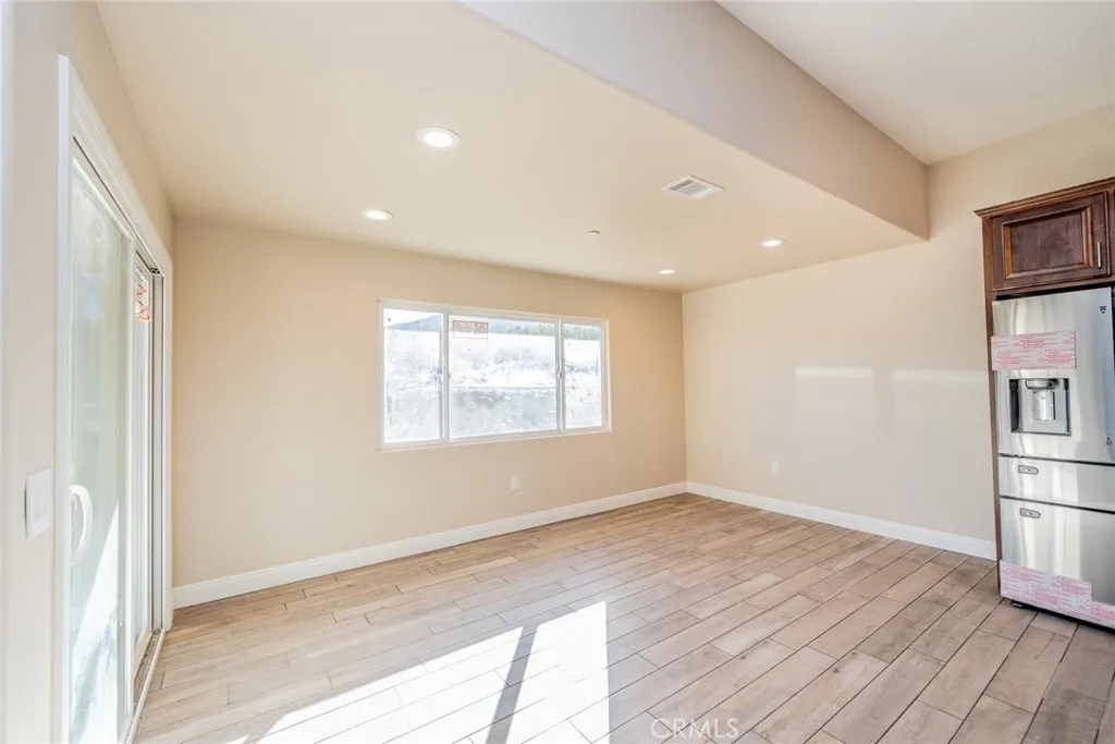 Additional image 10 of 1275 Hollister Rd, Pinon Hills, CA 92372