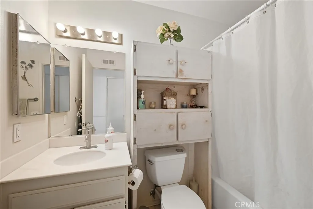 Additional image 30 of 7857 Embry Point Pt, San Diego, CA 92126