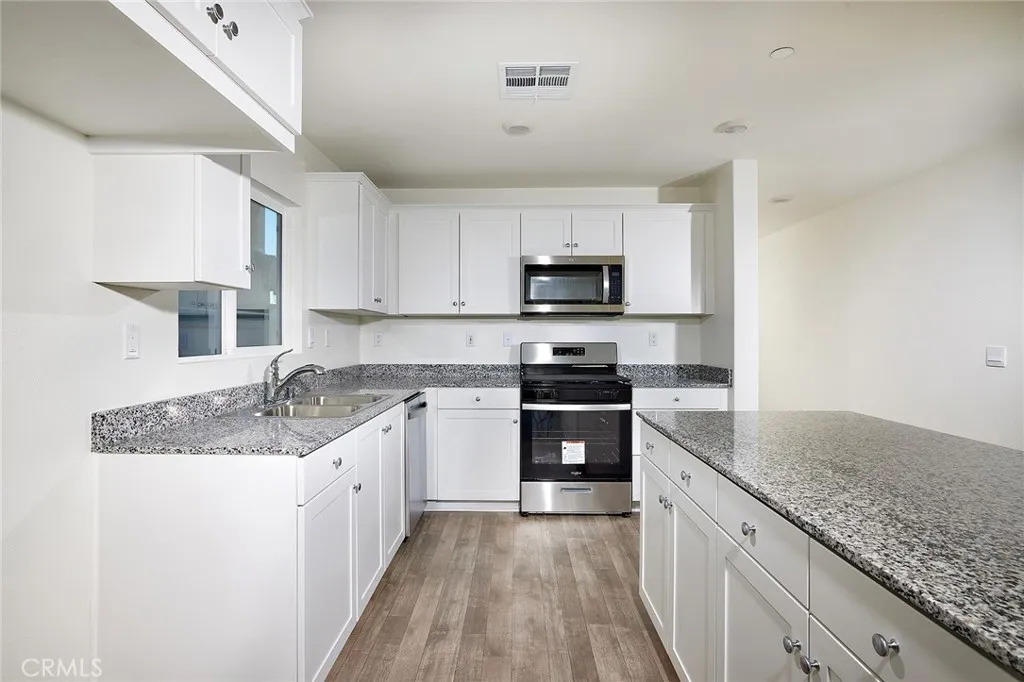 Additional image 5 of 30843 Draco Drive, Winchester, CA 92596