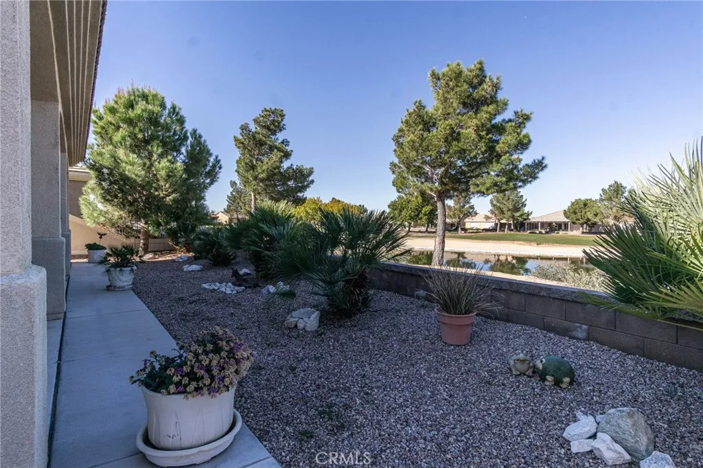 Additional image 36 of 19442 Royal Oaks Road, Apple Valley, CA 92308