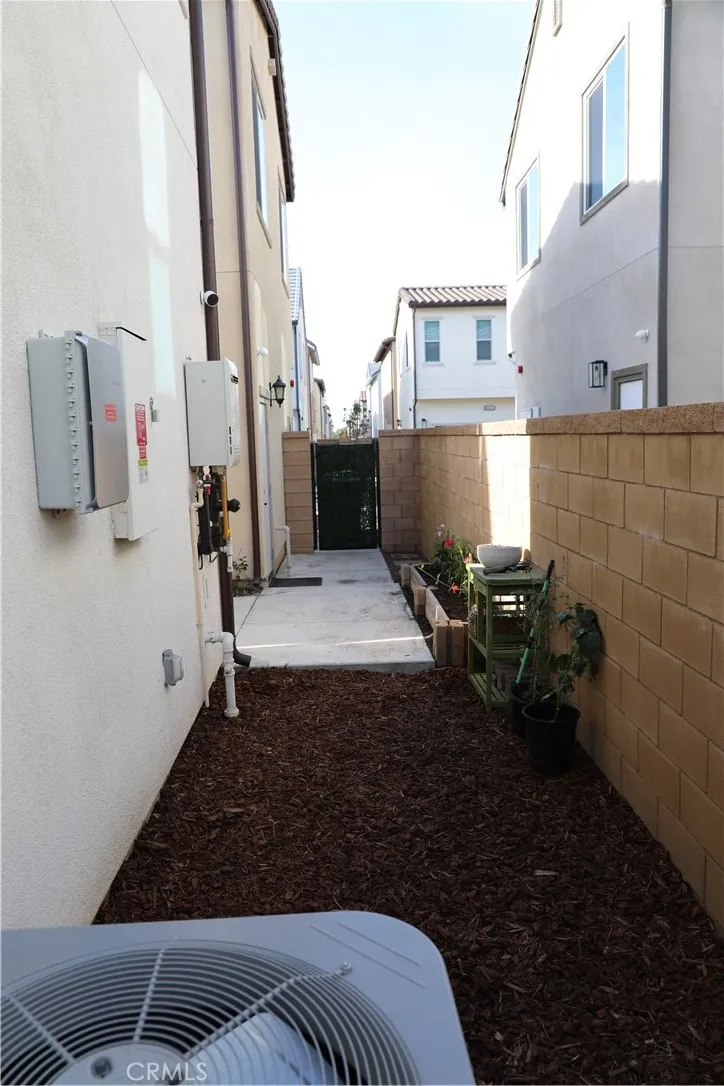 Additional image 39 of 16064 Jamie Lane Unit 3, Fontana, CA 92336