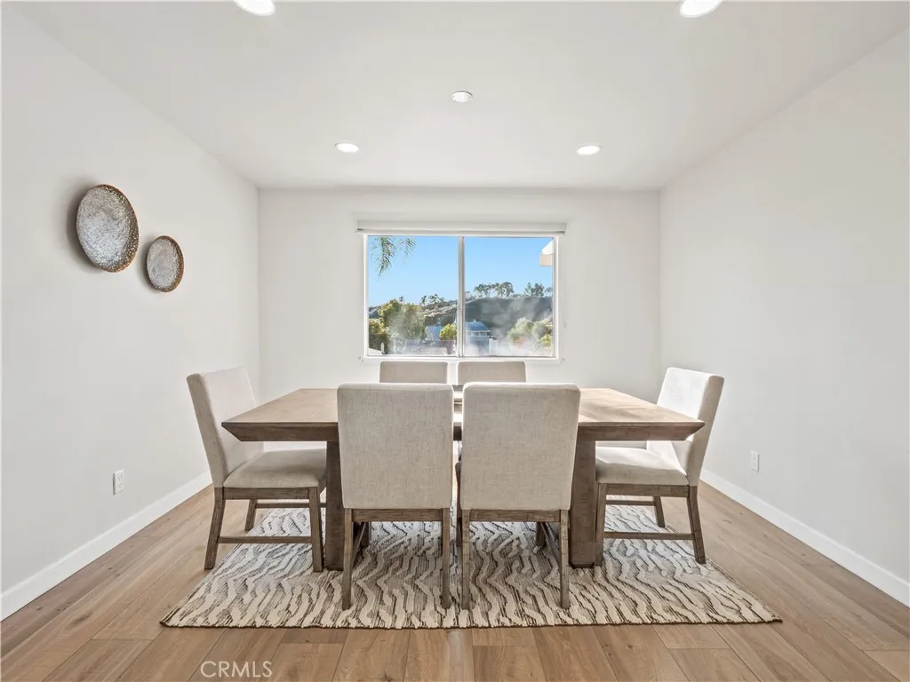 Additional image 5 of 23208 Cuervo Dr, Valencia, CA 91354