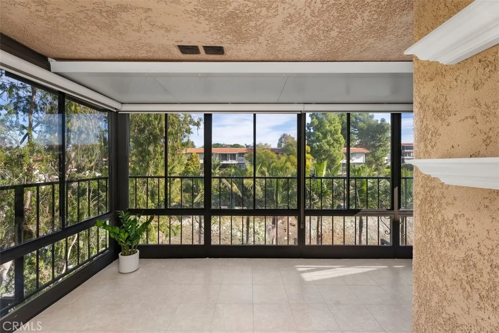 Additional image 2 of 2392 Via Mariposa W Unit 3B, Laguna Woods, CA 92637