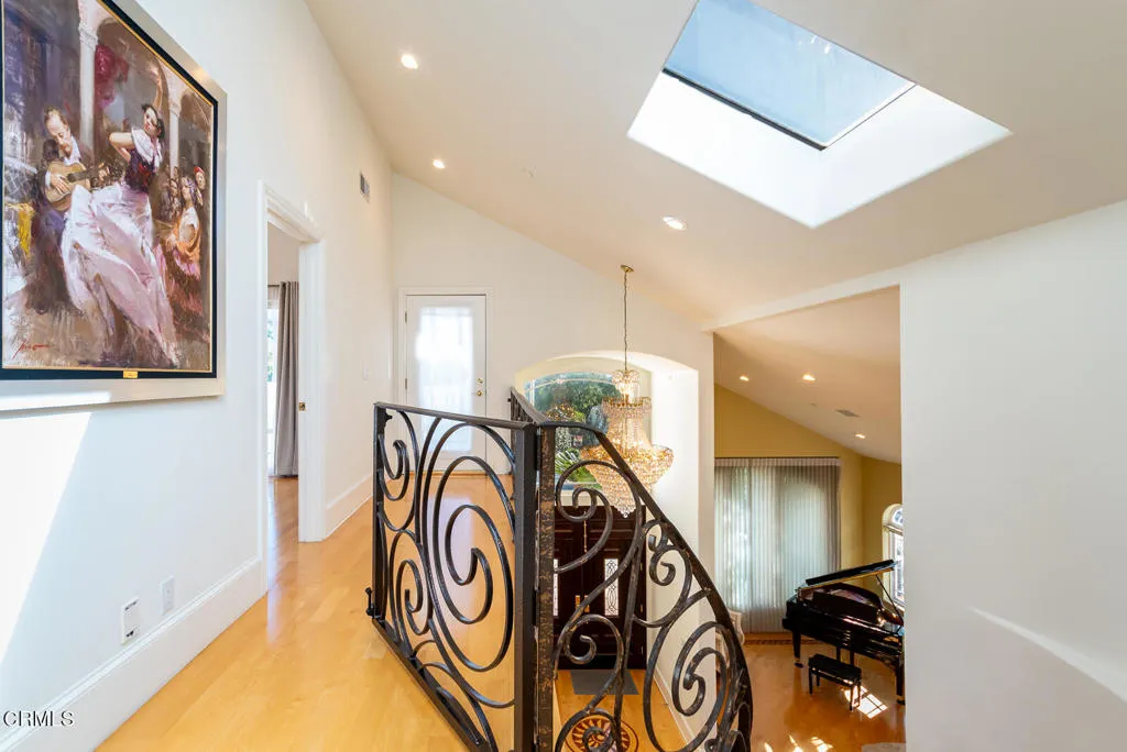 Additional image 28 of 1075 E Tujunga Avenue, Burbank, CA 91501