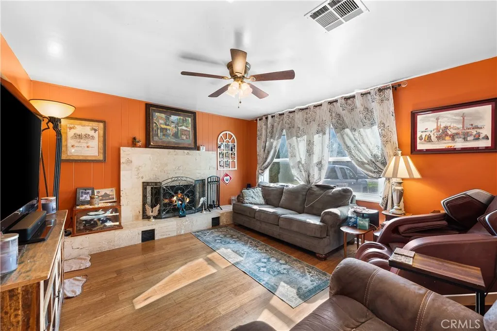 Additional image 9 of 1335 W Ivyton St, Lancaster, CA 93534