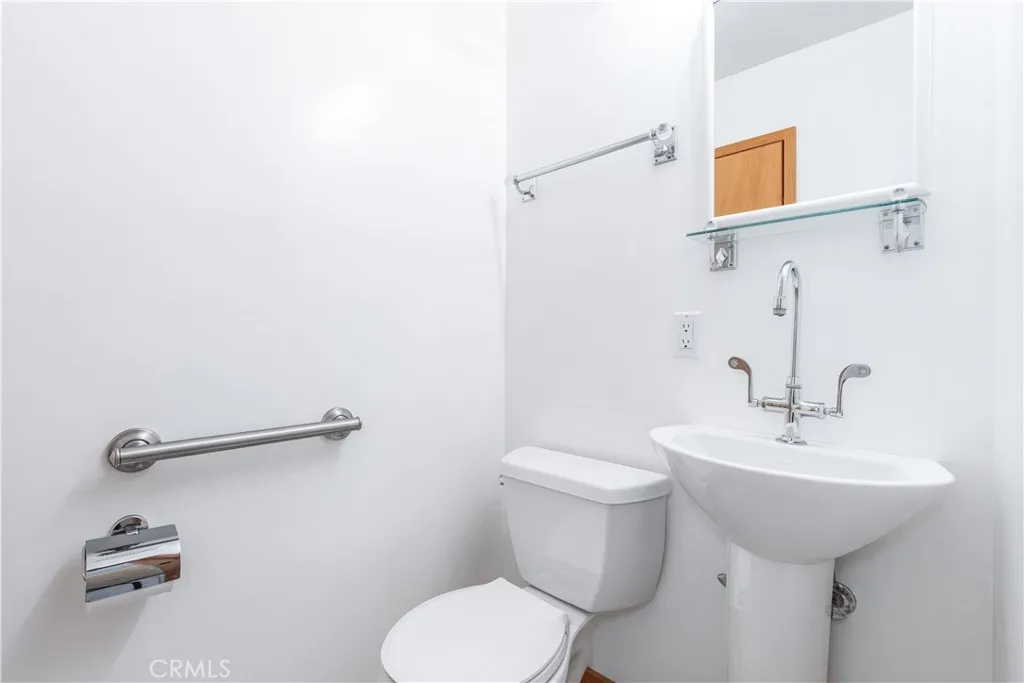 Additional image 80 of 208 Weymouth St, Cambria, CA 93428