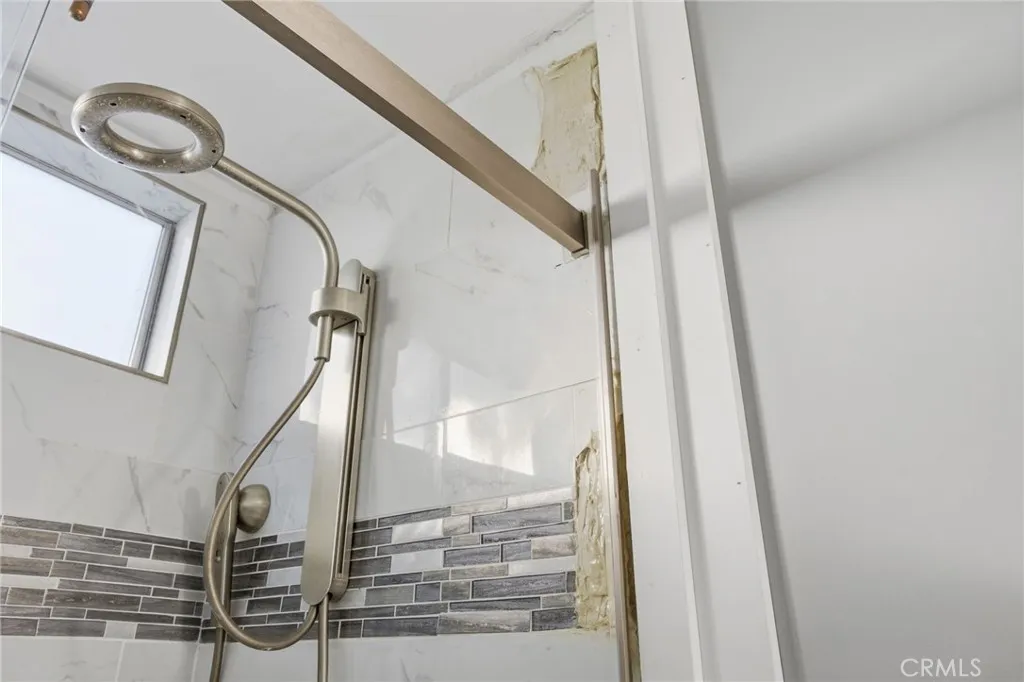 Additional image 76 of 418 W Carol Avenue, Santa Ana, CA 92707