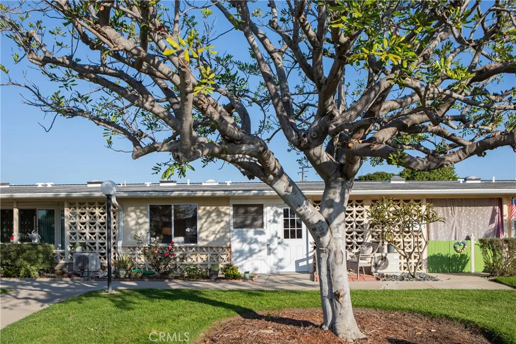 Additional image 31 of 1570 Homewood Rd., M5-115c, Seal Beach, CA 90740